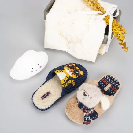 Zapatilla Interior Juvenil